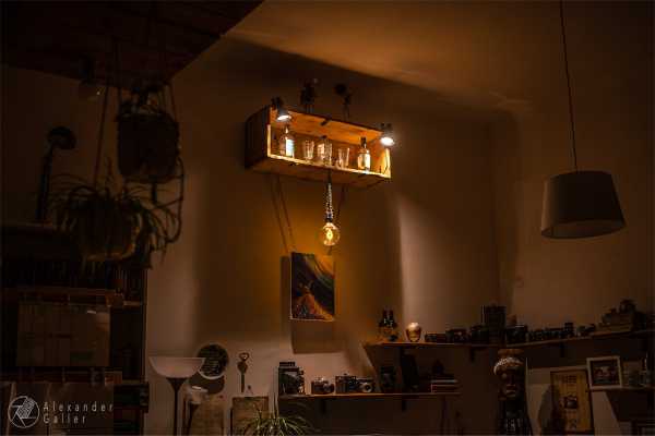 A blog post a day XXII - Alte Kiste, neues Regal Bild von A blog post a day XXII - Alte Kiste, neues Regal