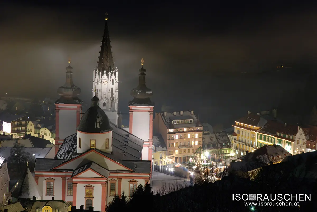 Bild, Basilika Mariazell im Wandel der Jahreszeiten