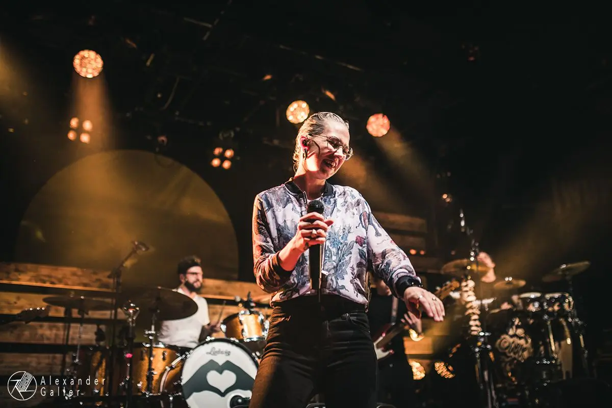 Bild, Stefanie Heinzmann and Jake Isaac at WUK