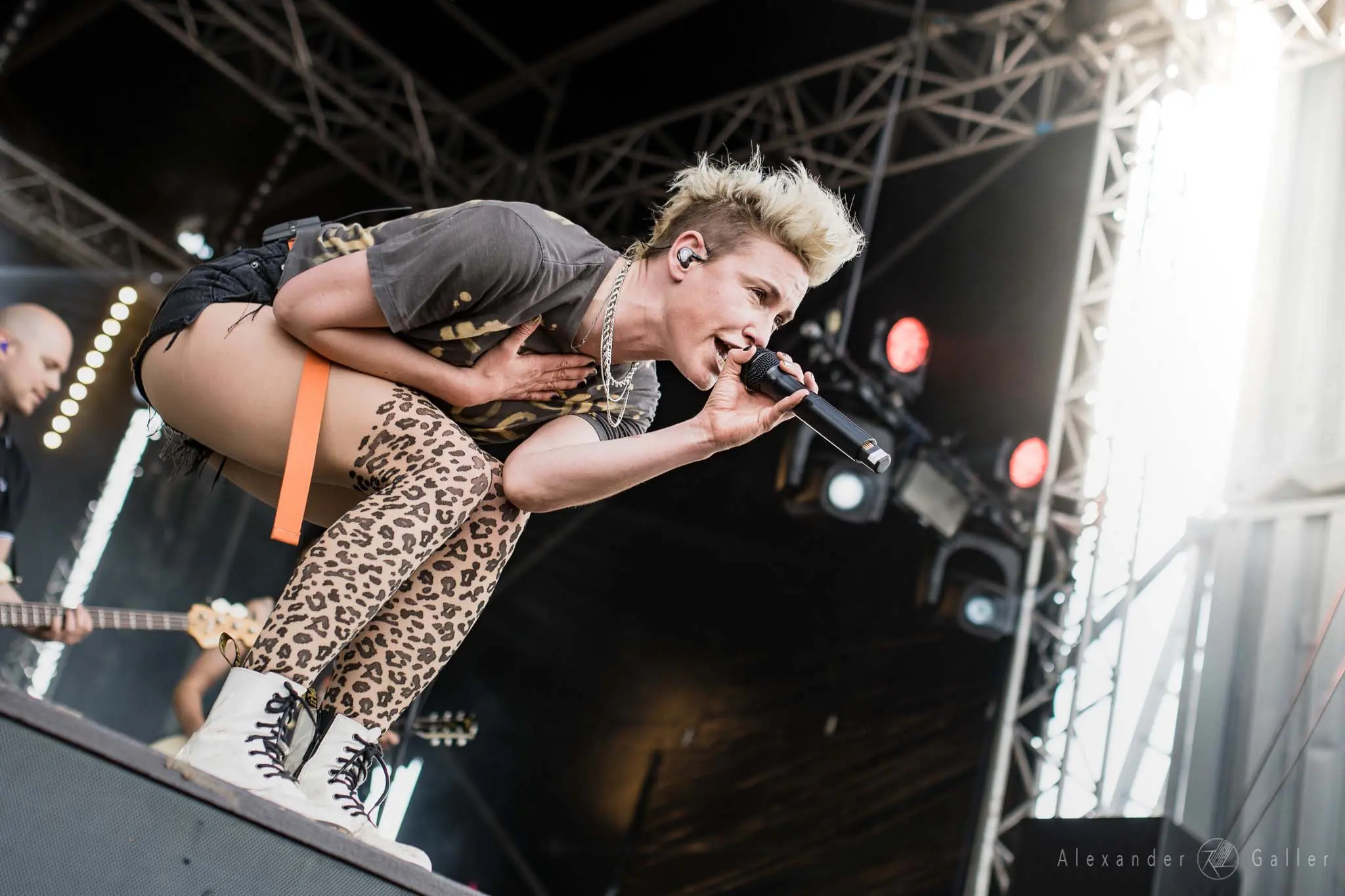 Deine Cousine Bild, Deine Cousine