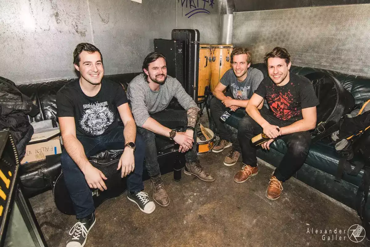 Fallen Up at Weberknecht - Interview, Reportage, Live Bild, Fallen Up at Weberknecht - Interview, Reportage, Live