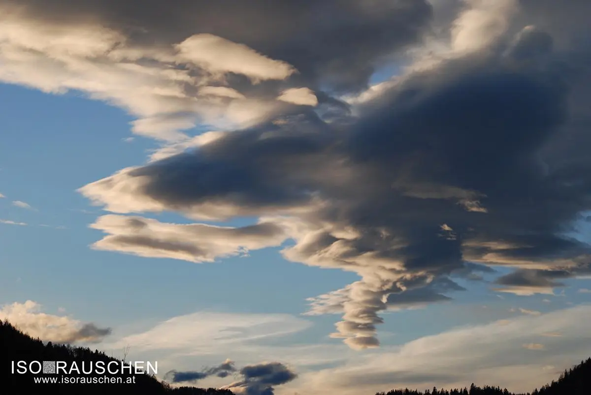 Bild, &Uuml;ber den Wolken...