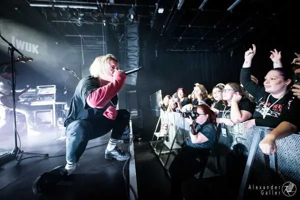 Bild von Counterfeit.