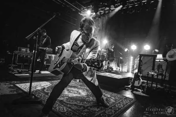 Bild von Kiefer Sutherland, APS-C 14mm (KB ca. 21mm), bewusst weit