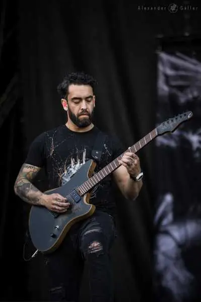 Bild von Black Inhale