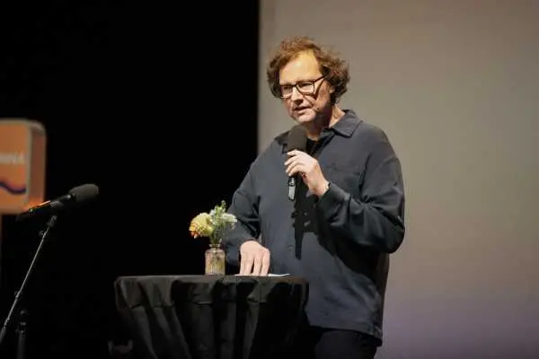 Bild von Official Opening
Volkstheater
Alexander Galler | www.isorauschen.at
Wednesday