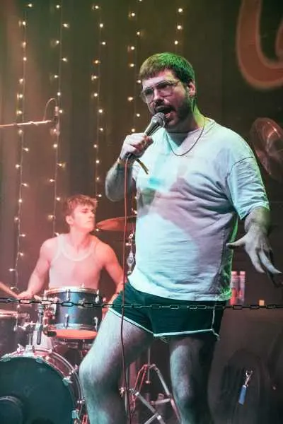 Bild von Joe And The Shitboys
Cafe Carina
Schwarzer Juice
Saturday