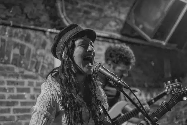 Bild von JOSY (DE)
Fania
Hannes Zwinger
Saturday