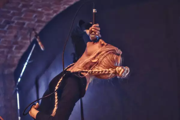 Bild von Lyhre (DE)
rhiz
Hannes Zwinger
Saturday