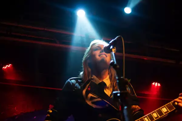 Bild von Das Schottische Prinzip (AT)
Chelsea
Moritz Zvonek
Saturday