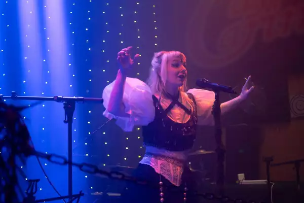 Bild von Jeanne Darte
Café Carina
Moritz Zvonek
Saturday