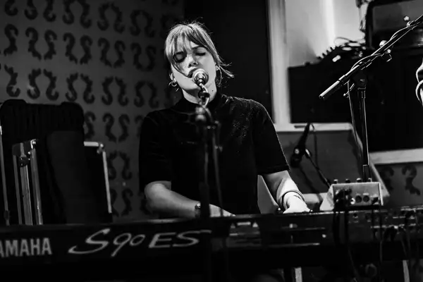 Bild von Hana Fatur (SI)
The Loft Wohnzimmer
Hannah Tögel | www.isorauschen.at
Thursday