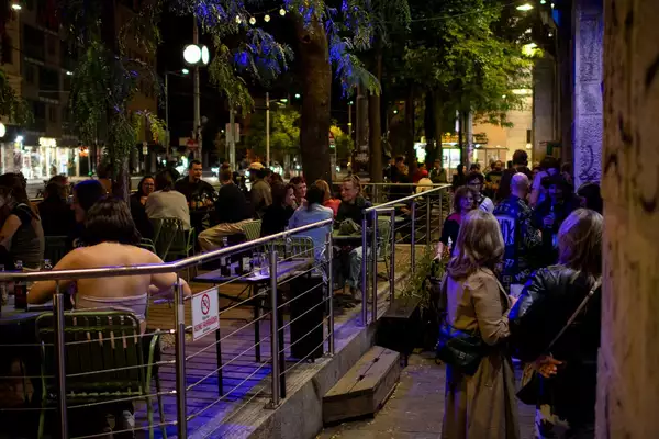 Bild von Crowd
Crowd
Hannah Tögel | www.isorauschen.at
Friday