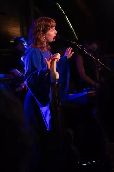 Bild von Ava Fina (XA) (AT)
Loop
Moritz Zvonek
Friday