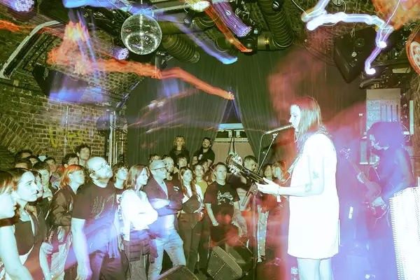 Bild von Blanche Biau (CH)
rhiz
Liv Heinert
Friday