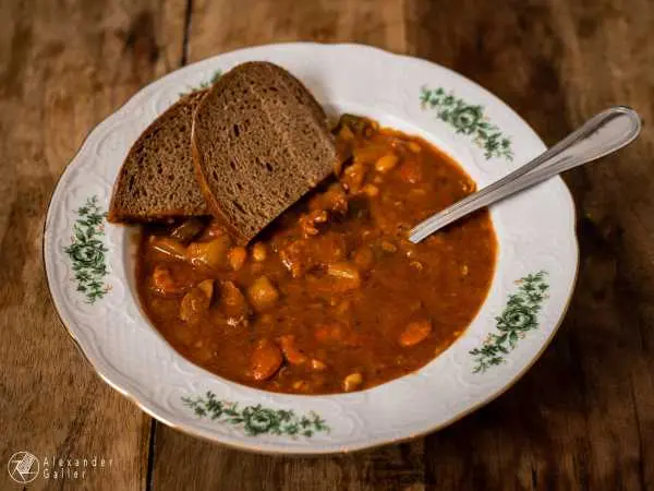 Bild von A blog post a day XIX - Gulaschsuppe