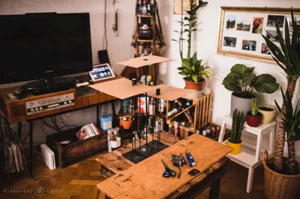 Bild von A blog post a day XXVIII - Alte Kerzenst&auml;nder, neuer Beistelltisch