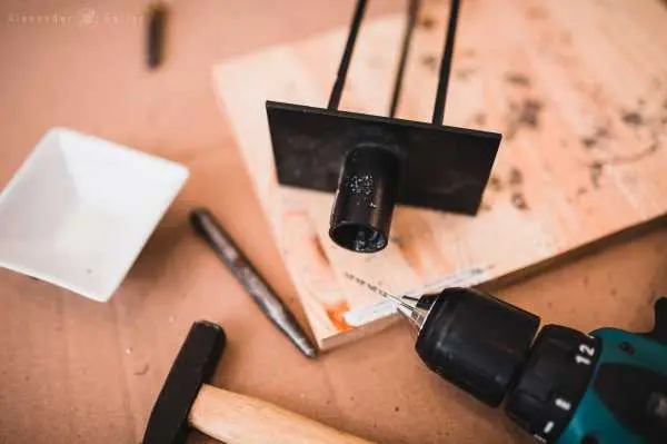 Bild von A blog post a day XXVIII - Alte Kerzenst&auml;nder, neuer Beistelltisch