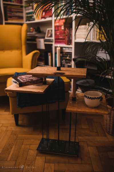 A blog post a day XXVIII - Alte Kerzenständer, neuer Beistelltisch Bild von A blog post a day XXVIII - Alte Kerzenständer, neuer Beistelltisch