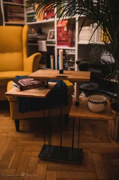 Bild von A blog post a day XXVIII - Alte Kerzenst&auml;nder, neuer Beistelltisch