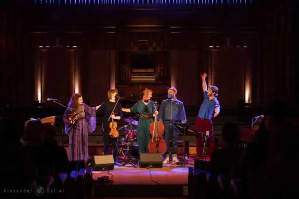 Bild von Alpine Dweller at Radiokulturhaus