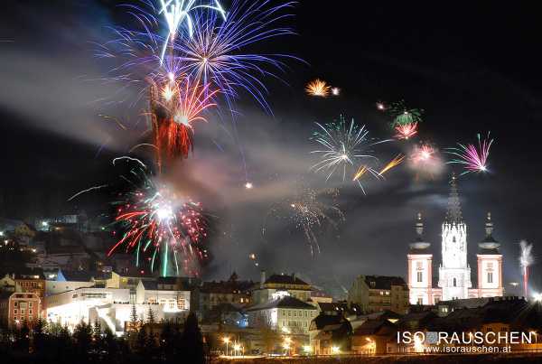 Bild von Basilika Mariazell im Wandel der Jahreszeiten