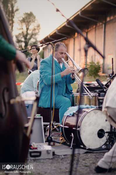 Bild von Baulücken-Konzert #1: Fuzzman & The Singing Rebels