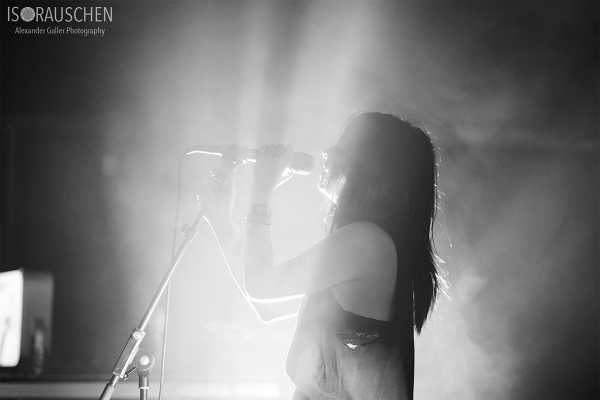 Bild von It's The Lipstick On Your Teeth