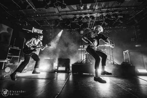 Bild von Counterfeit.