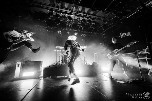 Bild von Counterfeit.