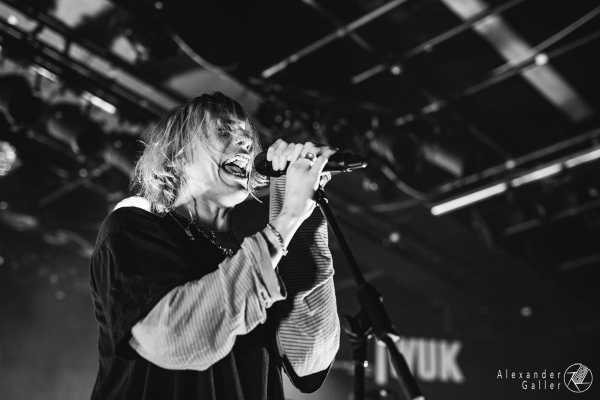 Bild von Counterfeit.