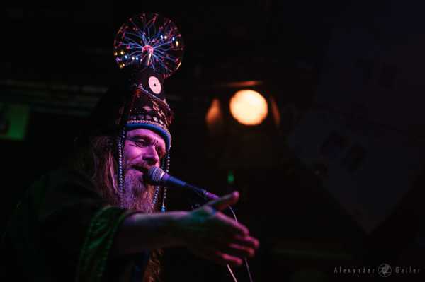 Bild von Henge and Super Sonic Silver Haze at Fluc