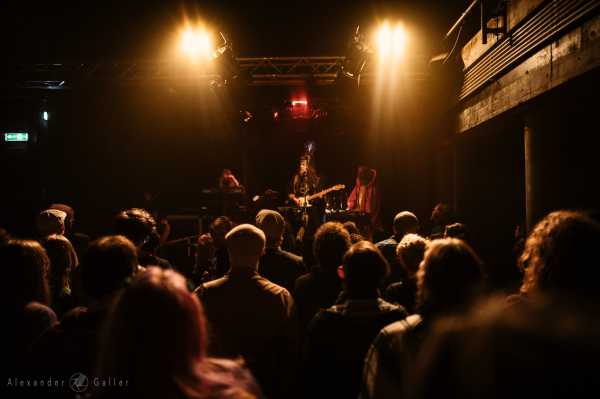 Bild von Henge and Super Sonic Silver Haze at Fluc