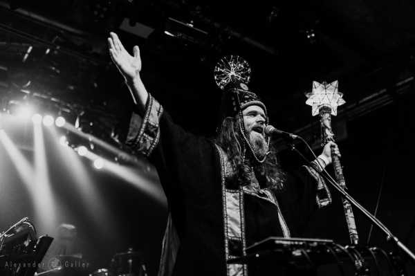 Bild von Henge and Super Sonic Silver Haze at Fluc