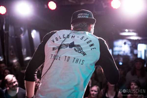 Bild von Here For A Reason