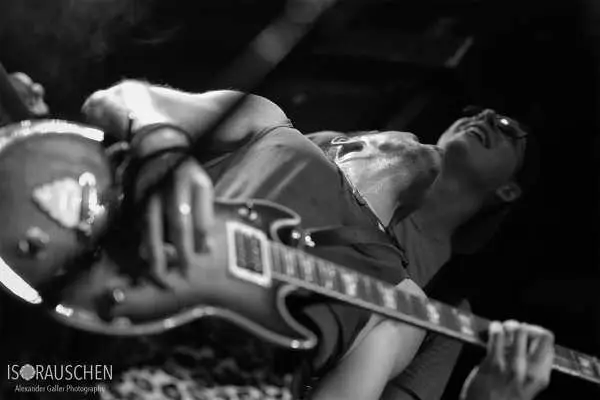 Bild von Here For A Reason