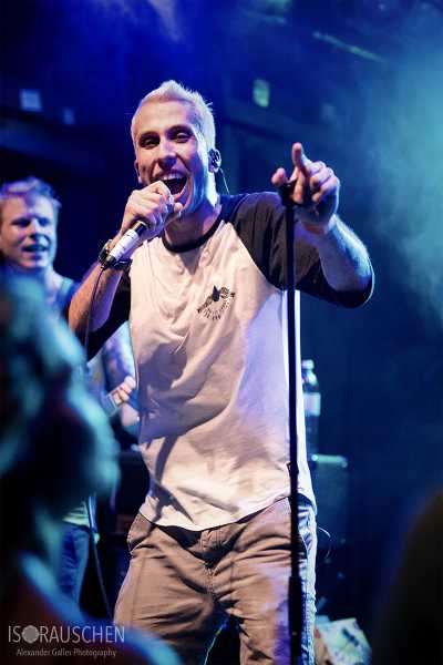 Bild von Here For A Reason