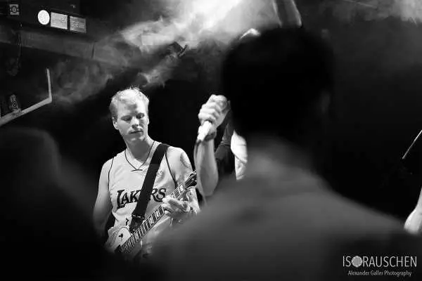 Bild von Here For A Reason