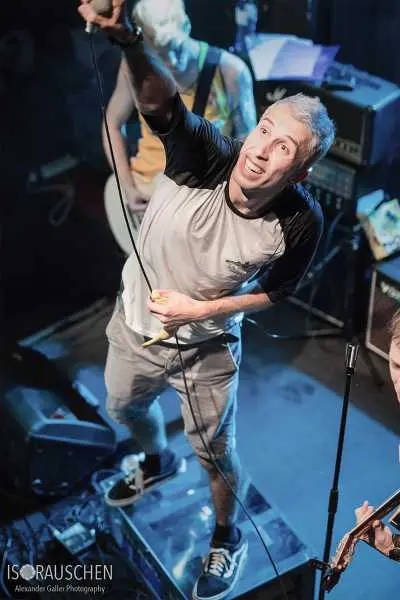 Bild von Here For A Reason