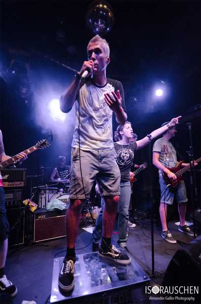 Bild von Here For A Reason