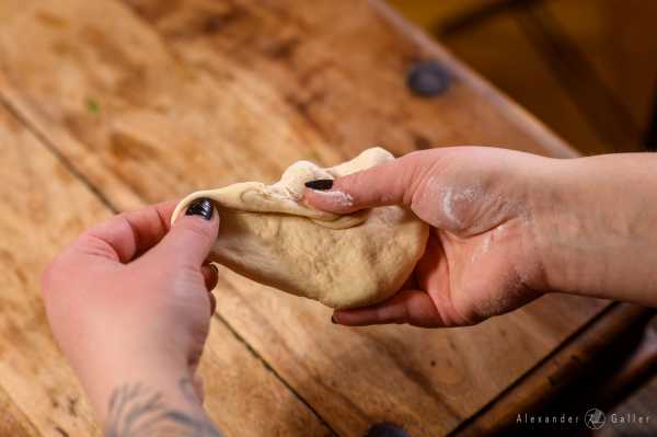 Brötchen formen Bild von Brötchen formen