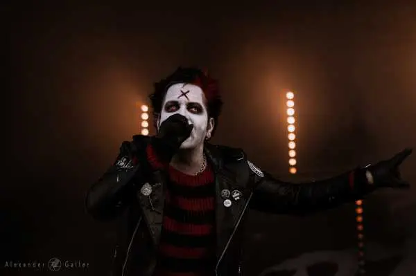 Bild von Bloodsucking Zombies From Outer Space