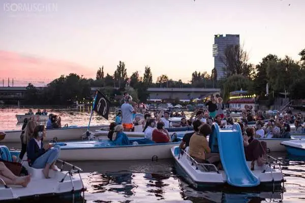 Bild von Silent Bootskonzert#7, Die Strottern