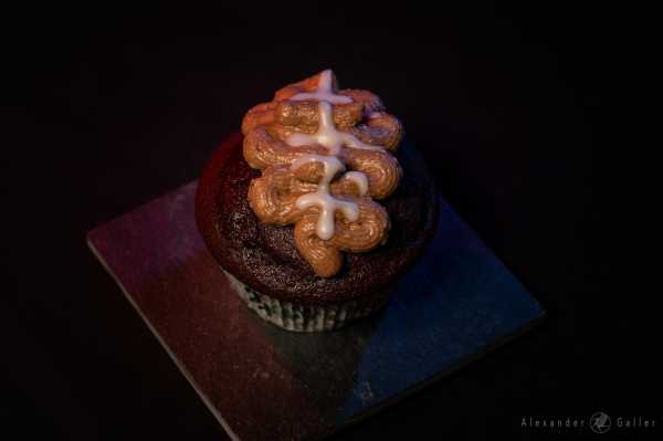 Bild von Football Cupcake