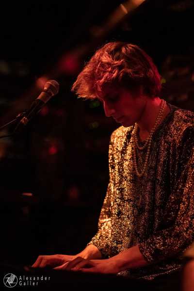 Bild von Peter The Human Boy