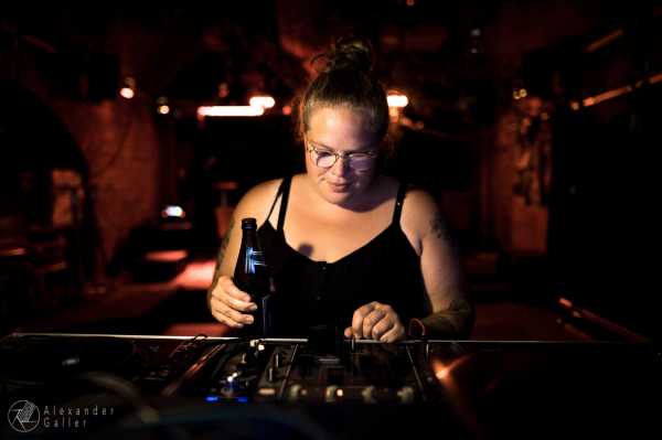 Bild von The Socially Distanced Social Club