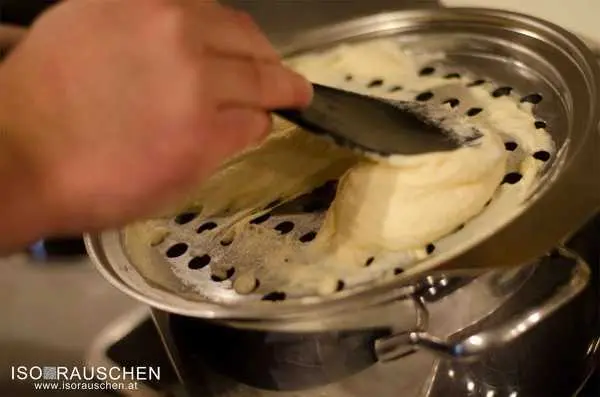 Bild von Urli Omas Gulasch mit Nockerl