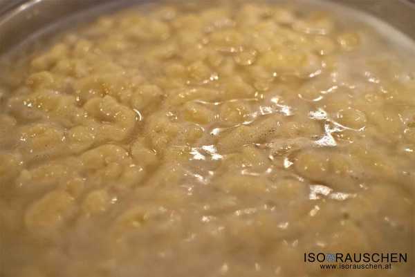 Urli Omas Gulasch mit Nockerl Bild von Urli Omas Gulasch mit Nockerl