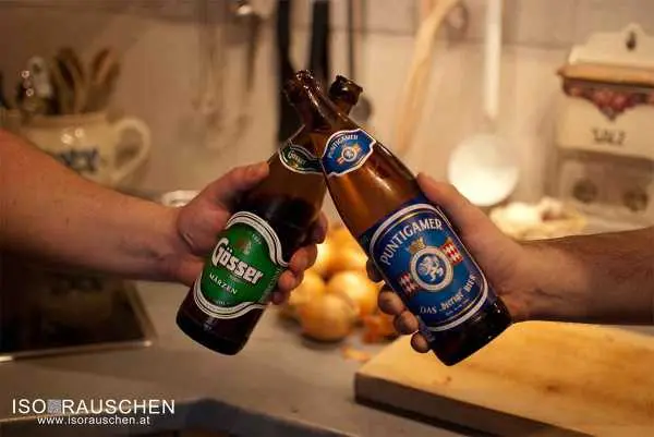 Bild von Urli Omas Gulasch mit Nockerl