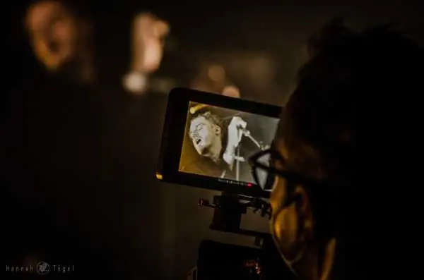 Bild von Downers and Milk by Hannah